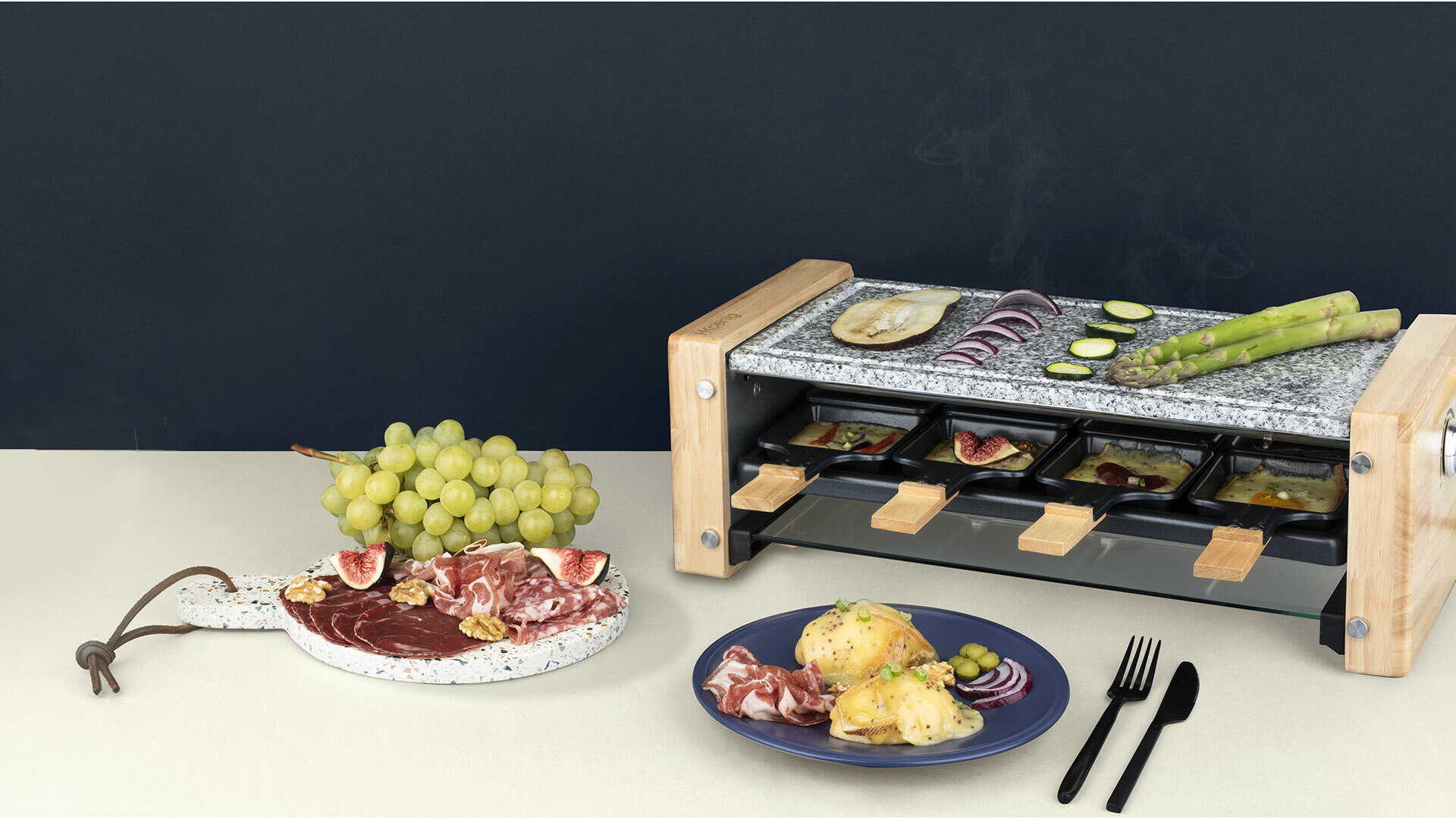 Nuestros productos > Cocina divertida > raclette 4 en 1 convivial design  : Koenig - ES
